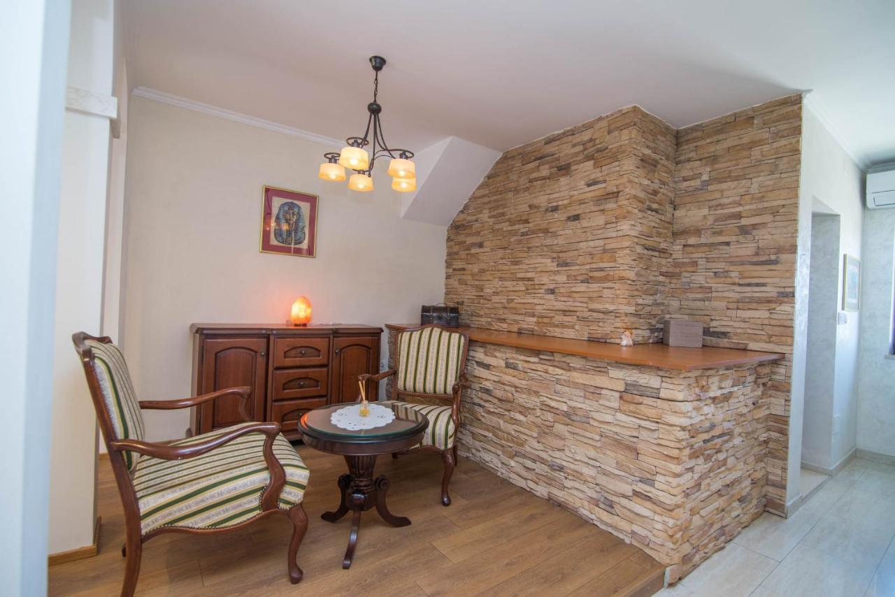Appartamento Nereo Mali Lošinj Esterno foto